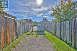 102 TOWNLINE RD. WEST ROAD | St. Catharines Ontario | Slide Image Ten