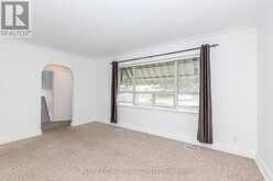 102 TOWNLINE RD. WEST ROAD | St. Catharines Ontario | Slide Image Sixteen