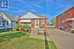 102 TOWNLINE RD. WEST ROAD | St. Catharines Ontario | Slide Image Three