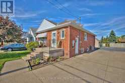 102 TOWNLINE RD. WEST ROAD | St. Catharines Ontario | Slide Image Five