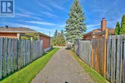 102 TOWNLINE RD. WEST ROAD | St. Catharines Ontario | Slide Image Seven