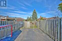 102 TOWNLINE RD. WEST ROAD | St. Catharines Ontario | Slide Image Eight
