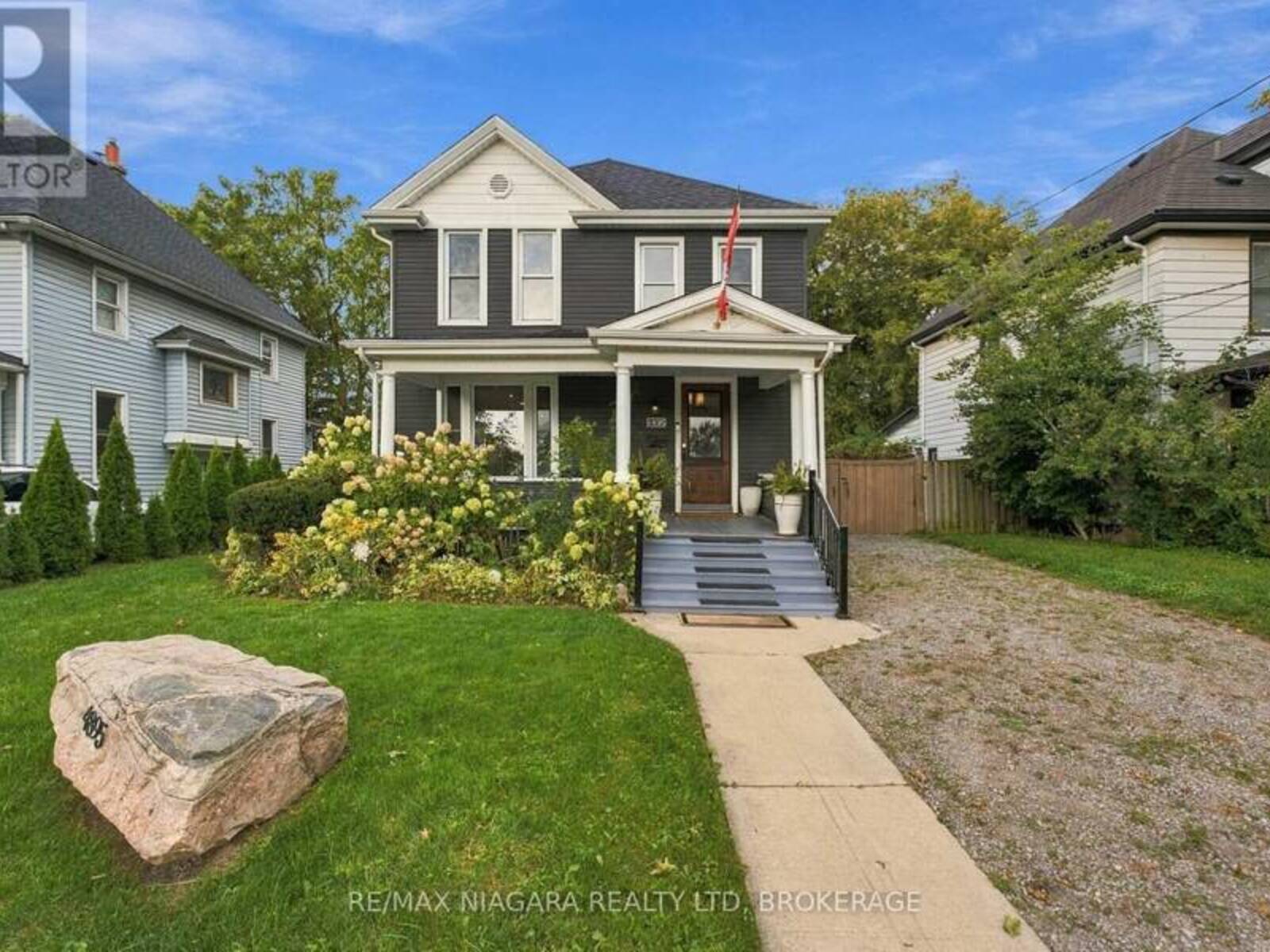 4895 CRYSLER AVENUE, Niagara Falls, Ontario L2E 3W5