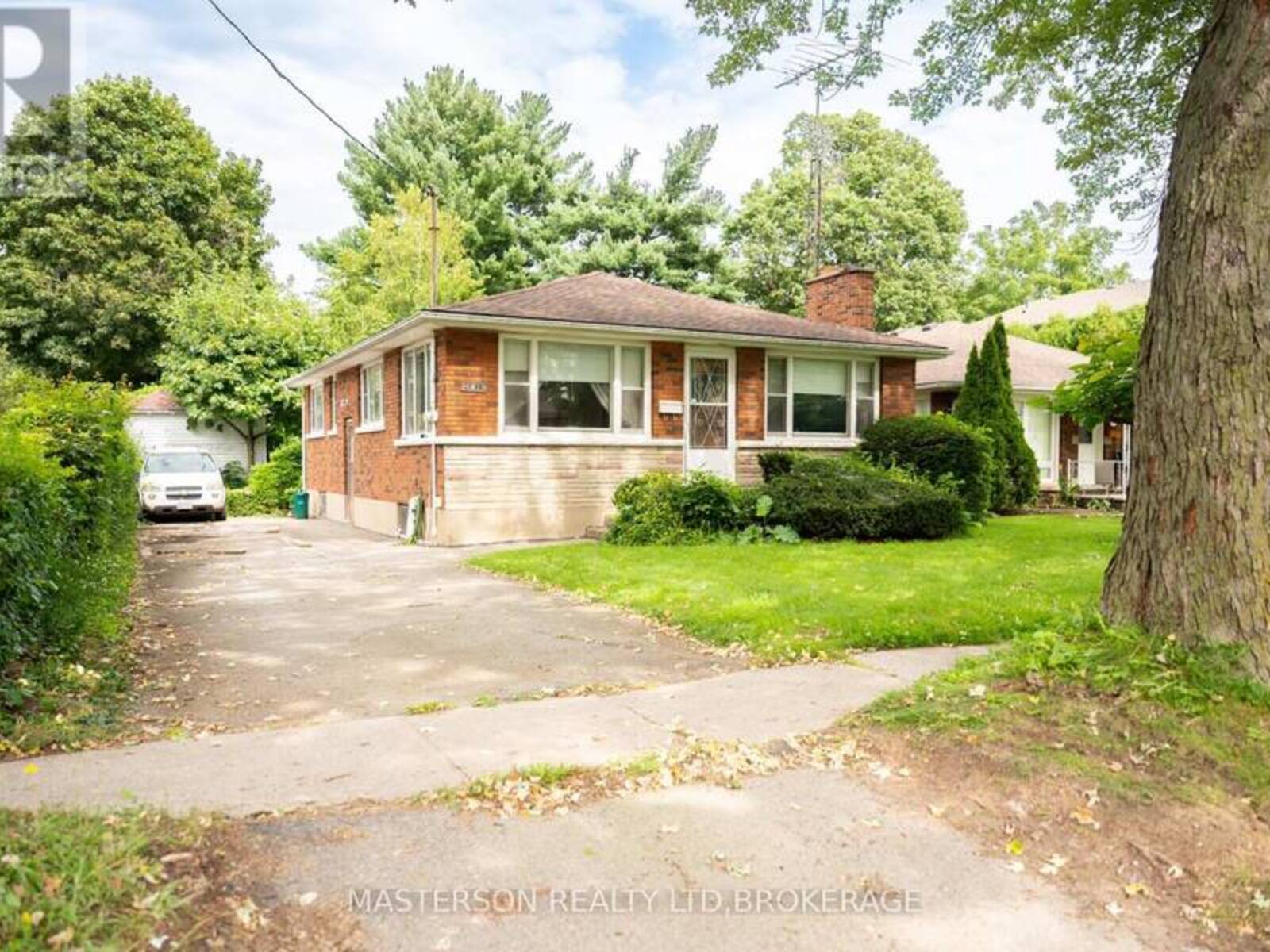 6519 DUNN STREET, Niagara Falls, Ontario L2G 2P9