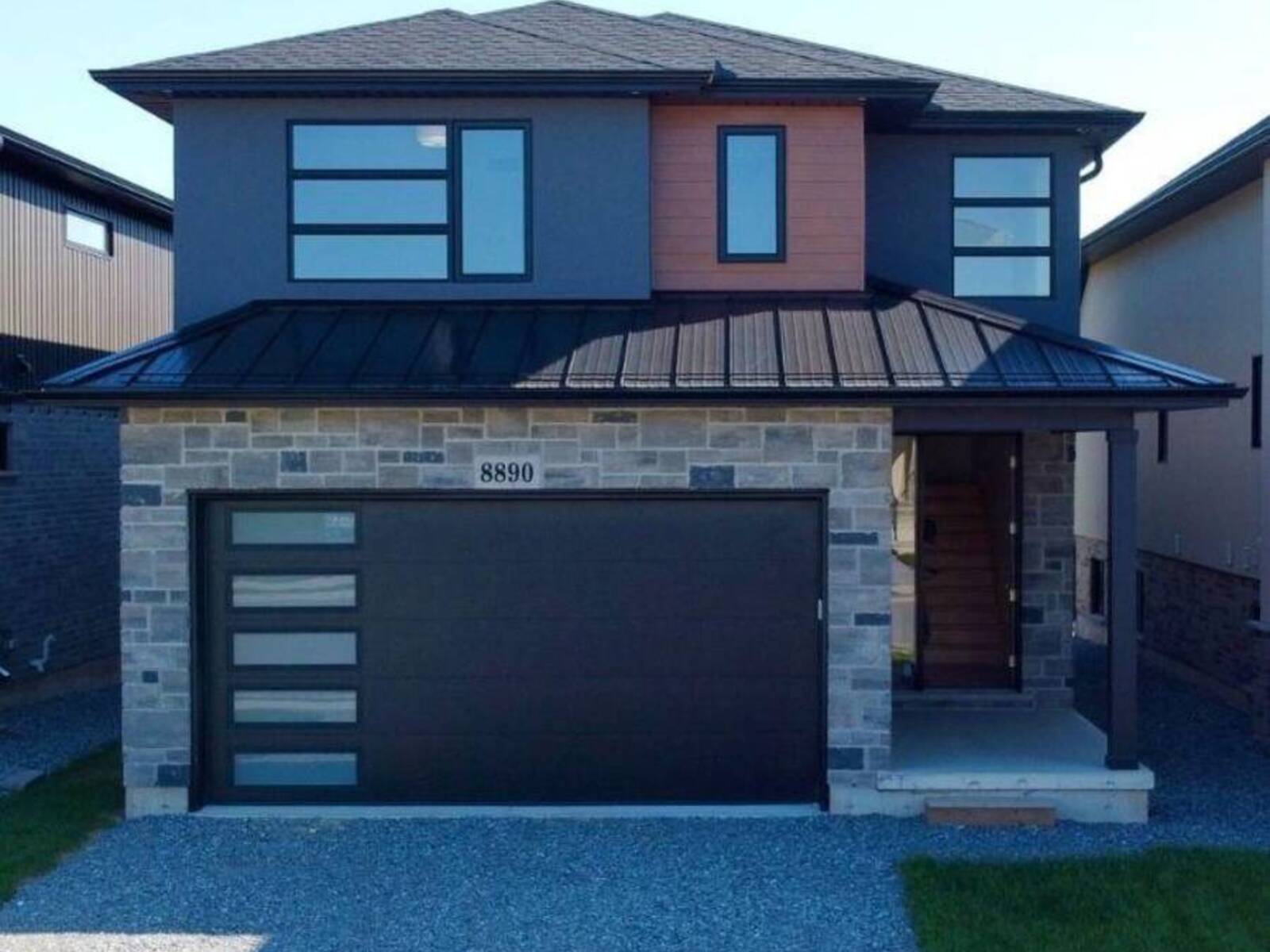 8890 ANGIE DRIVE, Niagara Falls, Ontario L2H 3W8