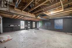 4576 FOURTH AVENUE | Niagara Falls Ontario | Slide Image Thirty-nine