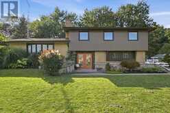 16 PINECREST COURT | Fonthill Ontario | Slide Image Two