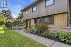 16 PINECREST COURT | Fonthill Ontario | Slide Image Five