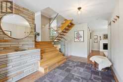 16 PINECREST COURT | Fonthill Ontario | Slide Image Eight