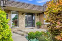 21 THORNCREST ROAD | Port Colborne Ontario | Slide Image Six