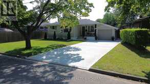 34 DENSGROVE DRIVE | St. Catharines Ontario | Slide Image Thirty-six