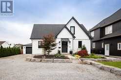 695 QUAKER ROAD | Fonthill Ontario | Slide Image One