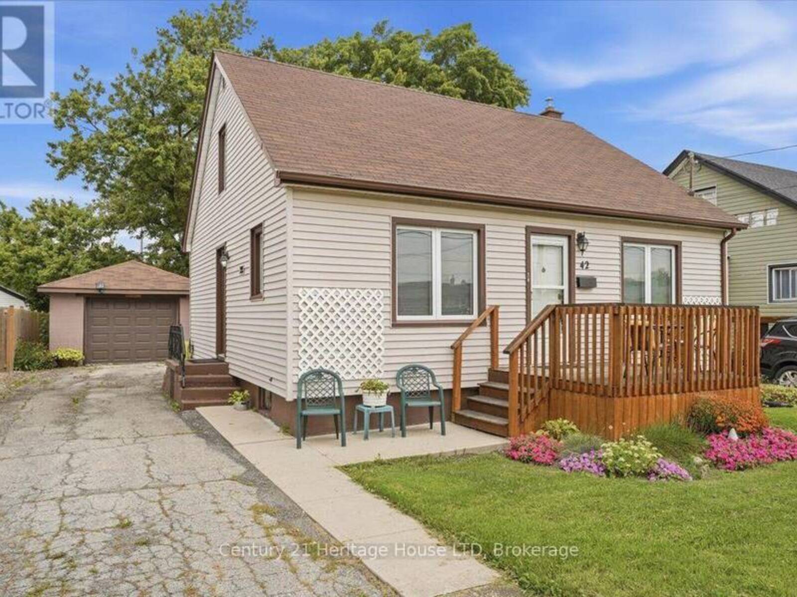 42 LINCOLN STREET, Welland, Ontario L3C 5J1