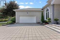 8113 FATIMA COURT | Niagara Falls Ontario | Slide Image Ten