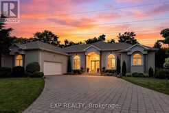 8113 FATIMA COURT | Niagara Falls Ontario | Slide Image One