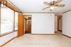 4166 CHIPPAWA PARKWAY | Niagara Falls Ontario | Slide Image Eight
