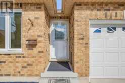 8 BLUEGRASS CRESCENT | St. Catharines Ontario | Slide Image Three
