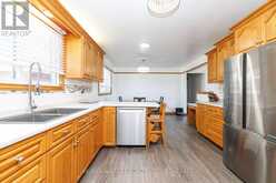 121 GARON AVENUE | Welland Ontario | Slide Image Ten