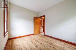 35 REGENT STREET | Thorold Ontario | Slide Image Fifteen
