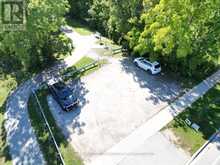 41 PORT ROBINSON ROAD | Fonthill Ontario | Slide Image Thirty-six
