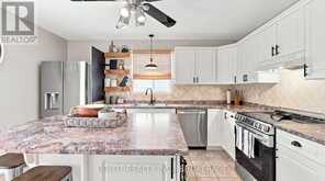 4 MASON DRIVE | Fonthill Ontario | Slide Image Twelve