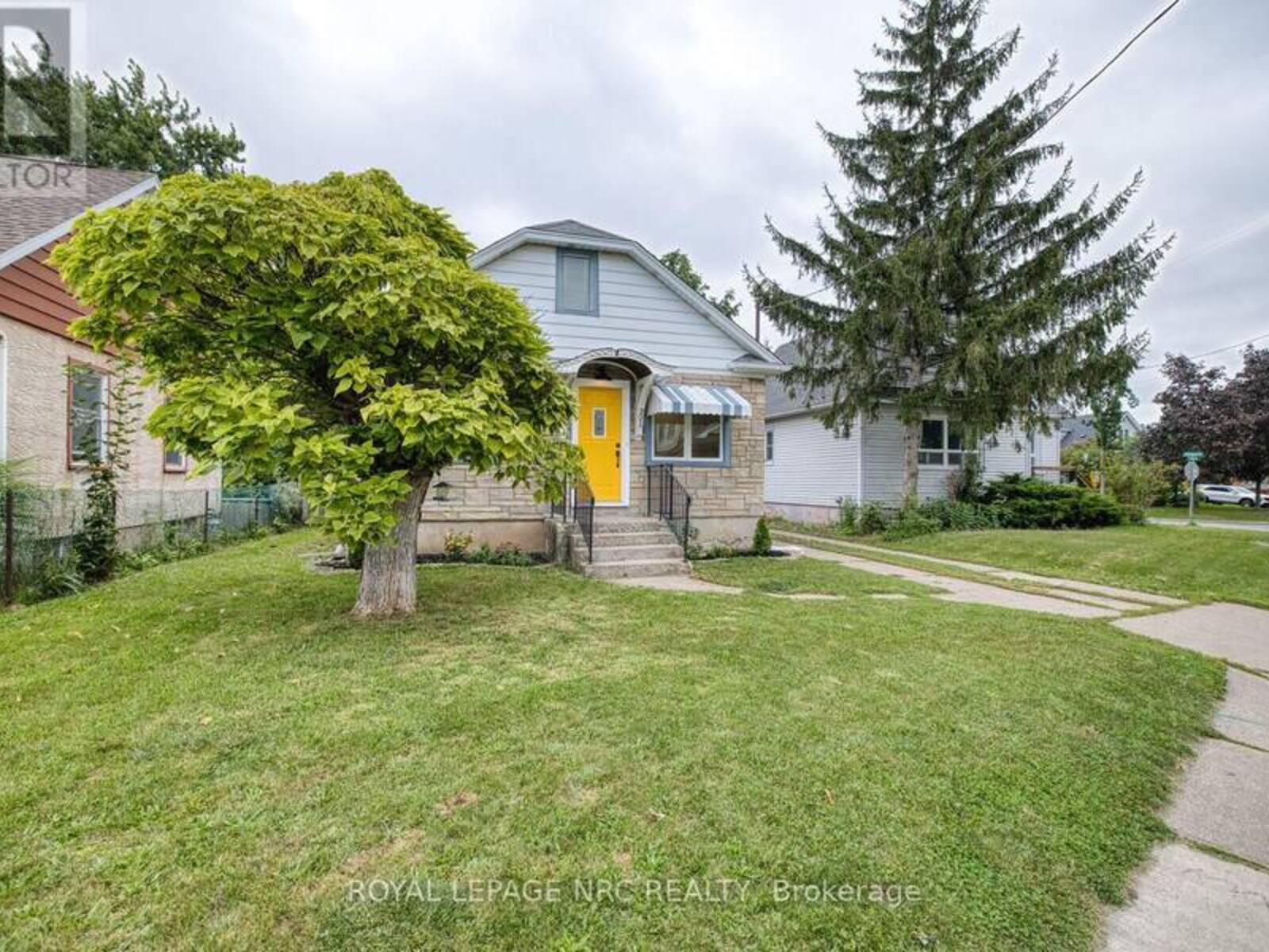 301 CARLTON STREET, St. Catharines, Ontario L2N 1C1