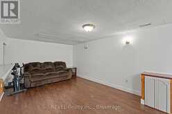 28 BLACK KNIGHT ROAD | St. Catharines Ontario | Slide Image Forty