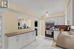 28 BLACK KNIGHT ROAD | St. Catharines Ontario | Slide Image Seven