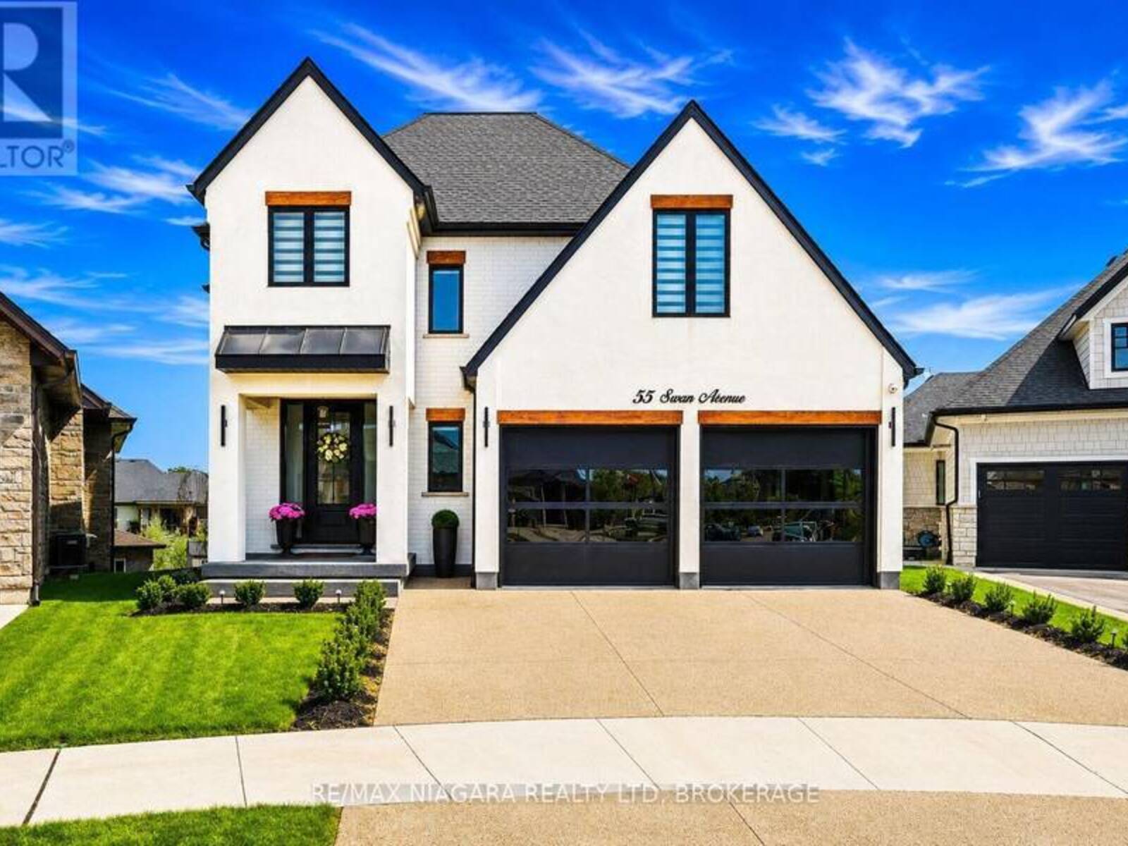 55 SWAN AVENUE, Fonthill, Ontario L0S 1E6
