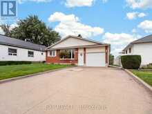 4543 MONTROSE ROAD | Niagara Falls Ontario | Slide Image Three