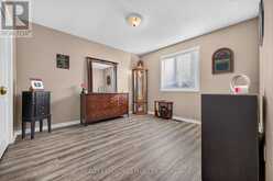 7802 SABINE DRIVE | Niagara Falls Ontario | Slide Image Fifteen