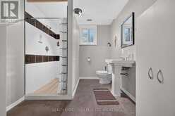 7802 SABINE DRIVE | Niagara Falls Ontario | Slide Image Thirty-one