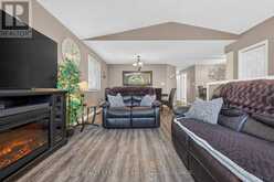 7802 SABINE DRIVE | Niagara Falls Ontario | Slide Image Six