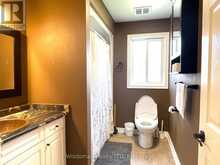 8272 WOODSVIEW CRESCENT | Niagara Falls Ontario | Slide Image Eight