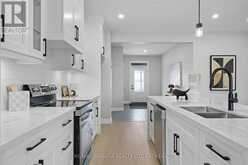 6136 CURLIN CRESCENT | Niagara Falls Ontario | Slide Image Eight