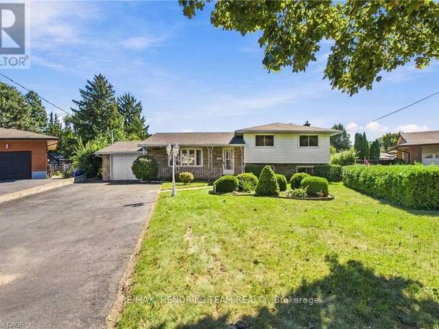 8 EMPRESS COURT St. Catharines Ontario, L2N 3G8 - 3 Bedrooms Home For Sale