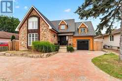 1426 NIAGARA STONE ROAD | Niagara-on-the-Lake Ontario | Slide Image One