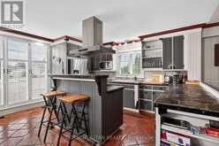1426 NIAGARA STONE ROAD | Niagara-on-the-Lake Ontario | Slide Image Eight