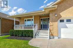 7621 CAMERON COURT | Niagara Falls Ontario | Slide Image Four