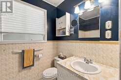 8800 CHAMPLAIN DRIVE | Niagara Falls Ontario | Slide Image Twenty-four