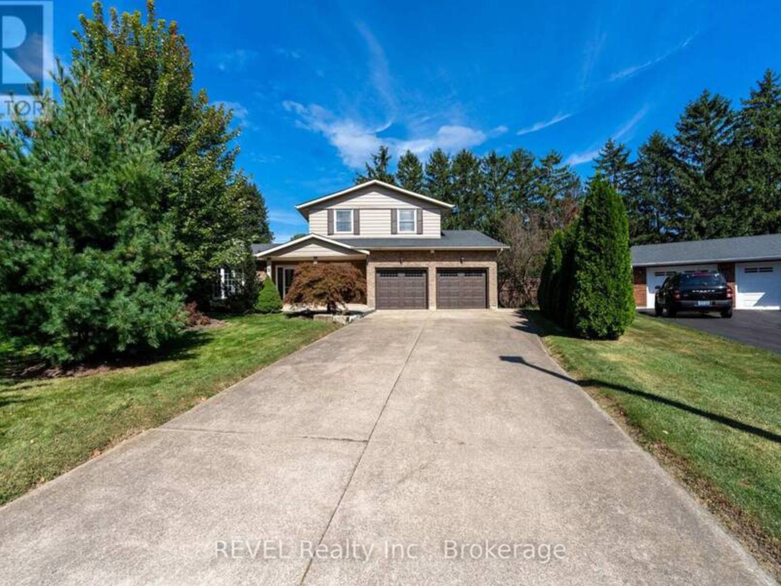 5 TOTTENHAM COURT, Niagara-on-the-Lake, Ontario L0S 1J0