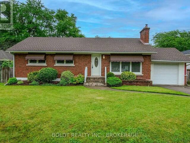 25 ELM RIDGE DRIVE St. Catharines Ontario, L2T 2A7 - 3 Bedrooms Home For Sale
