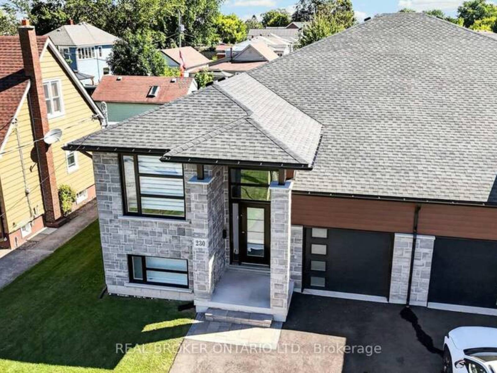 230 KNOLL STREET, Port Colborne, Ontario L3K 5B6