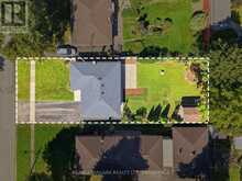 7771 WILSON CRESCENT | Niagara Falls Ontario | Slide Image Two