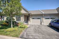 38 SANDALWOOD COMMON | St. Catharines Ontario | Slide Image One