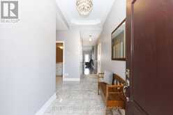 38 SANDALWOOD COMMON | St. Catharines Ontario | Slide Image Four
