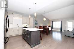 38 SANDALWOOD COMMON | St. Catharines Ontario | Slide Image Six