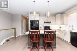 38 SANDALWOOD COMMON | St. Catharines Ontario | Slide Image Eight