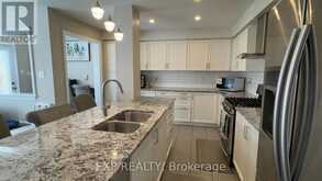 8040 BLUE ASH LANE | Niagara Falls Ontario | Slide Image Eighteen