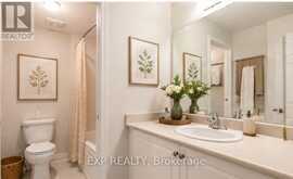 8040 BLUE ASH LANE | Niagara Falls Ontario | Slide Image Twenty-eight
